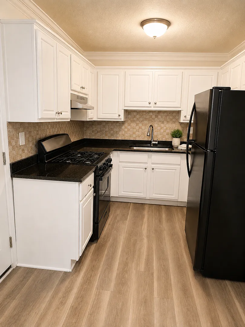 Destin Circle Apartments — Photo 2