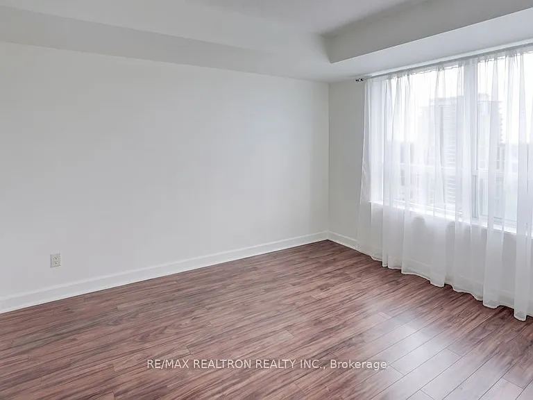 16 Harrison Garden Blvd #2407 — Photo 13