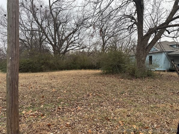 906 S 3rd St, Muskogee, OK 74401