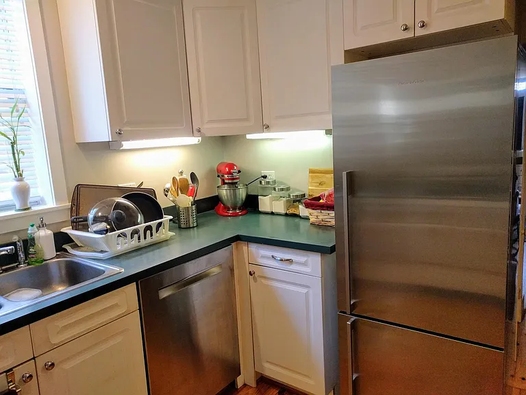 317 S Washington St — Photo 11
