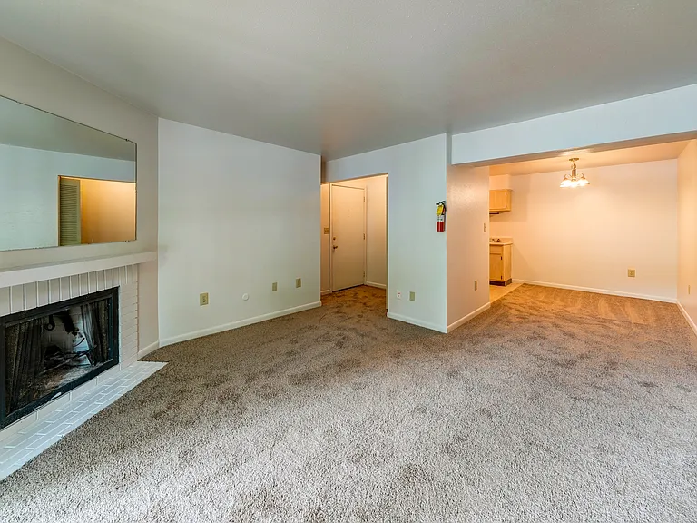 Terra Trace Apartments — Photo 33
