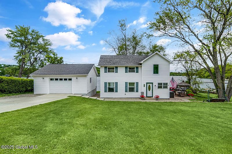 2nd image of 224 Geiser Road