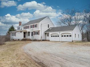 7 Birch Meadow Rd, Merrimac, MA 01860