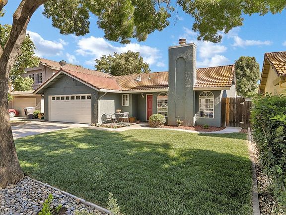 2nd image of 2080 Tammi Ct