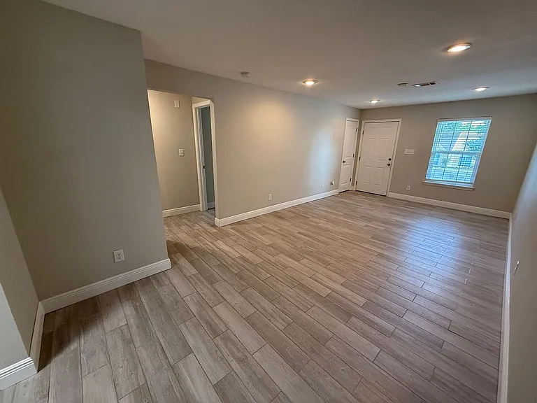 3238A Redwood Ln — Photo 5