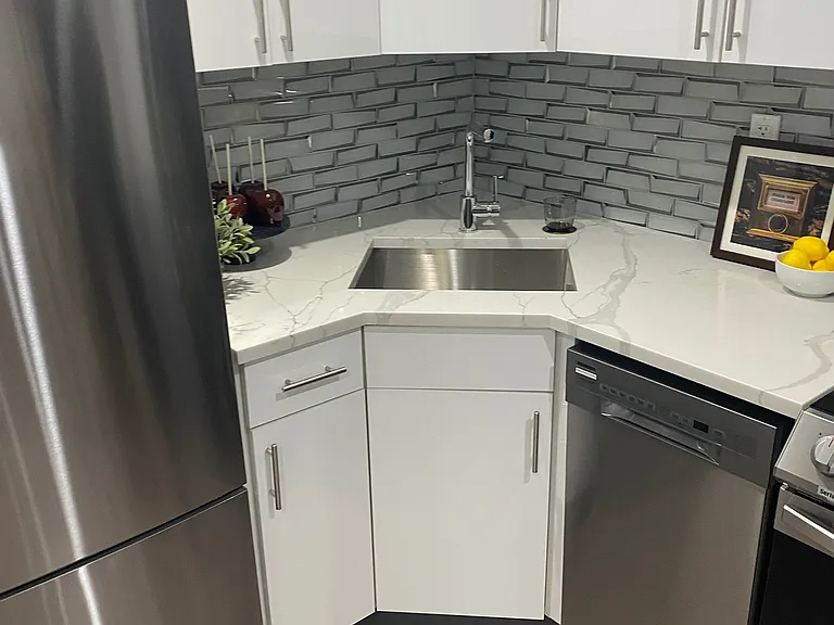 460 E New York Ave #2A — Photo 2