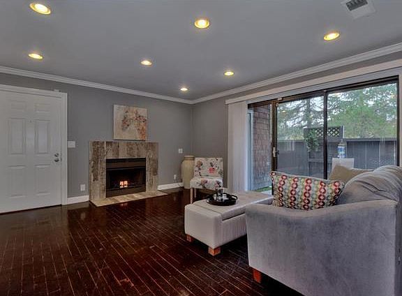 2nd image of 3204 La Terrace Cir