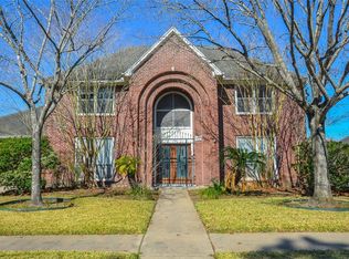 8018 Albin Ln, Houston, TX 77071