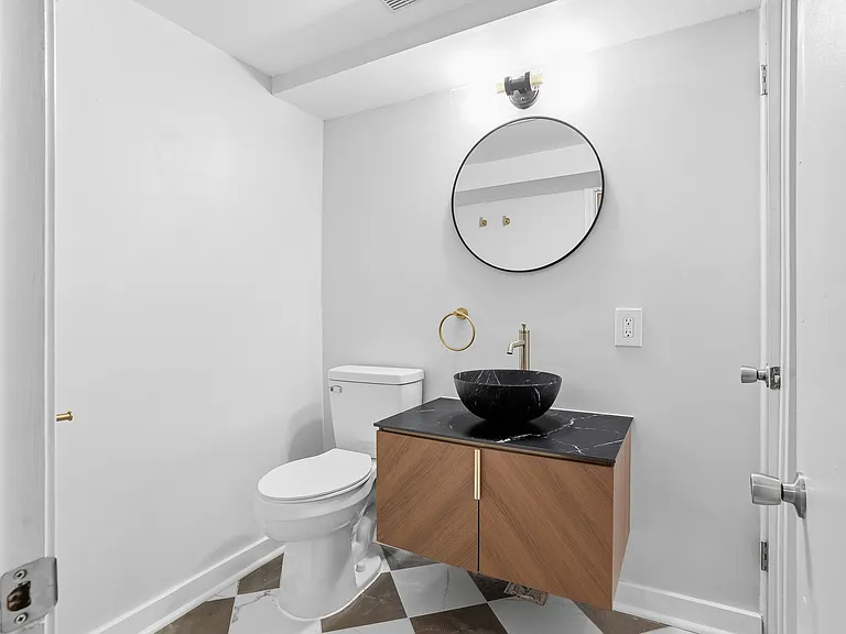 951 Rita Dr — Photo 23