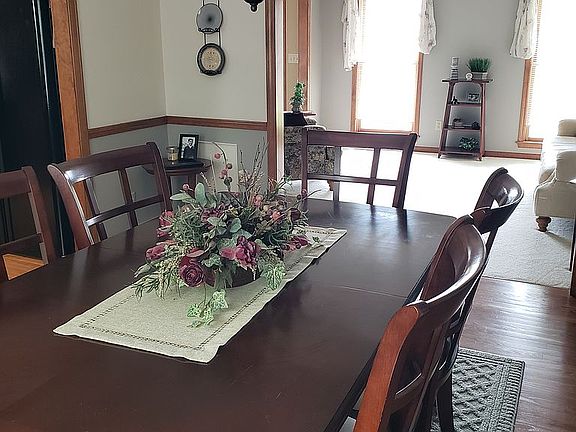 5th image of 6032 Singletree Ln