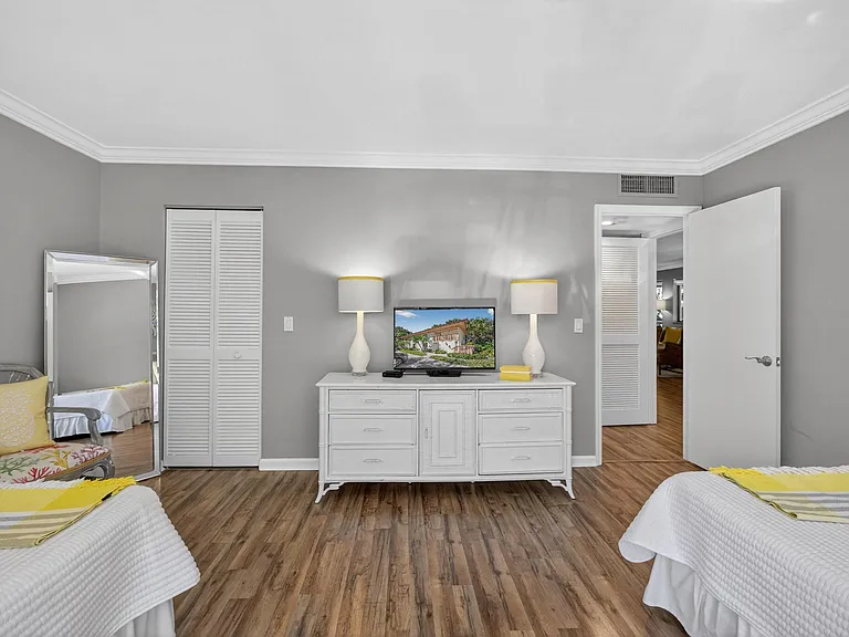 605 Brackenwood Cv — Photo 25