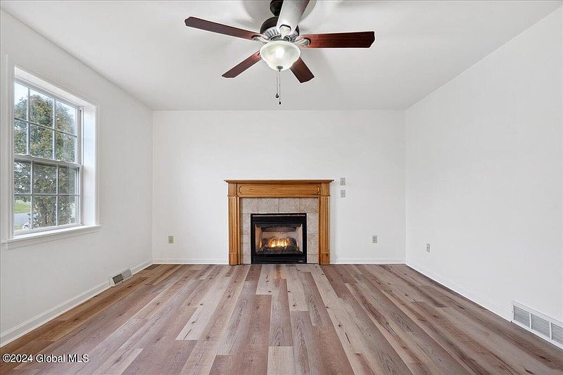 5th image of 23 Trinity Place