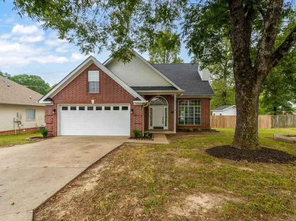 4311 Harvest Cv, Benton, AR 72015