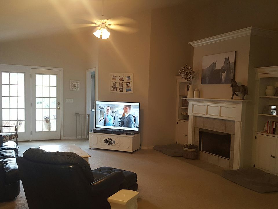 2nd image of 123 Brook Highland Cove