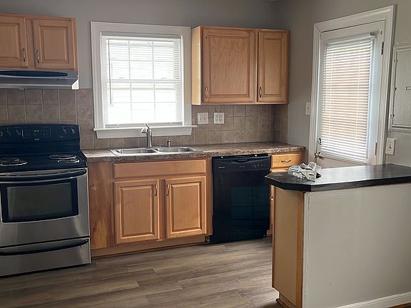 4th image of 1408 Greenville Ave