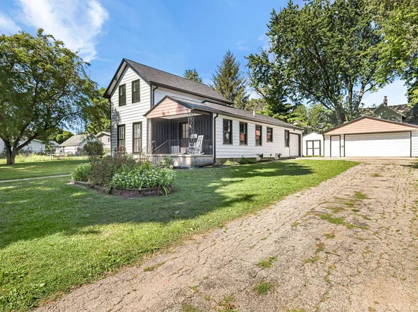 336 Jones Ave, Fort Atkinson, WI 53538