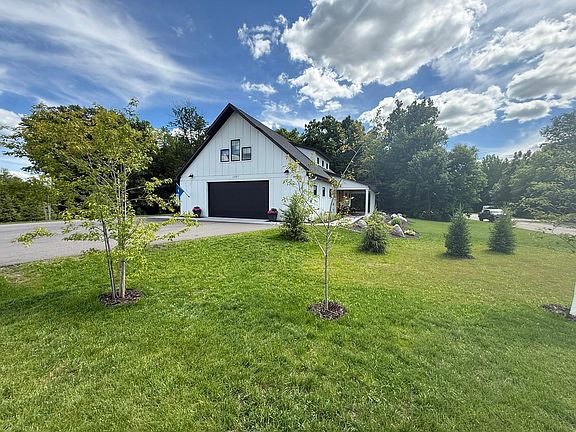 2nd image of 1397 Burroughs Rd