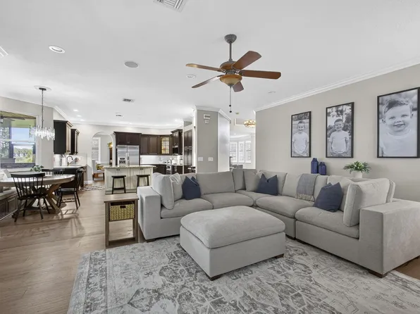 2124 Bellcrest Court, Royal Palm Beach, FL 33411