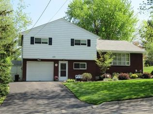 1113 Murray Hill Rd, Vestal, NY 13850