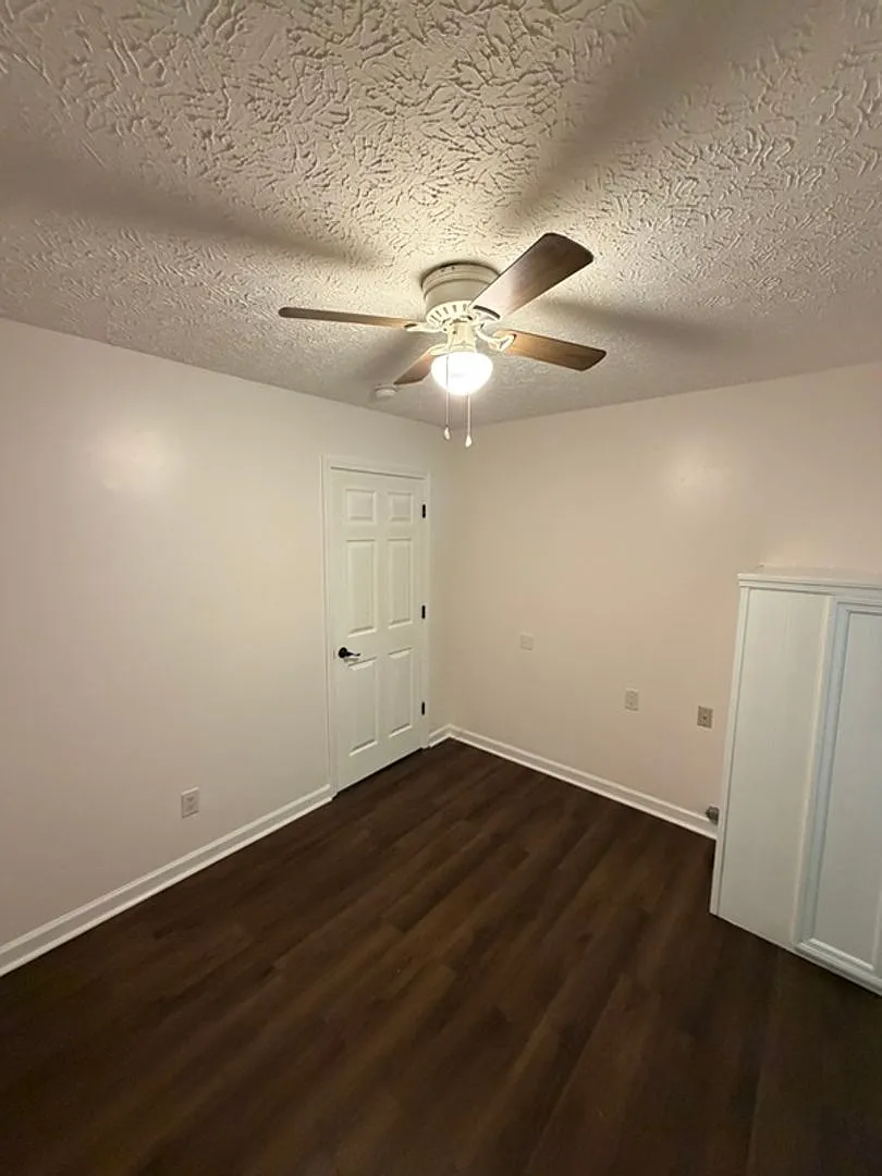 3241 Enka Highway — Photo 4