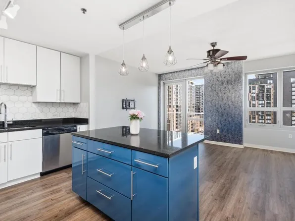 929 Portland Ave APT 804, Minneapolis, MN 55404