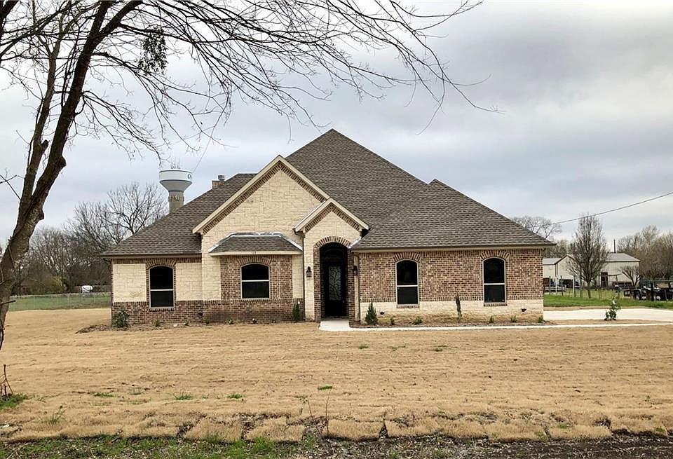 1st image of 113 Silverwood Dr