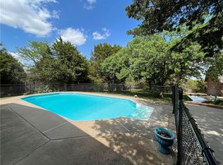 10351 N 2432nd Cir, Weatherford, OK 73096