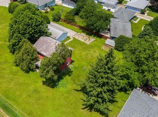 3010 Johnson Avenue NW, Cedar Rapids, IA 52405