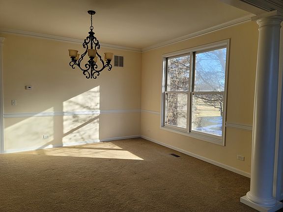 5th image of 4070 Meadow View Dr