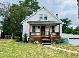 1041 Two Ridge Rd, Wintersville, OH 43953