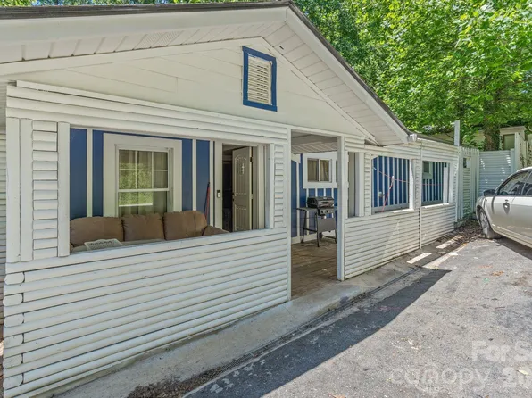 43 Candler School Rd, Candler, NC 28715