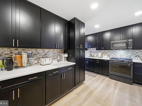 2nd image of 6101 Edsall Rd APT 1805