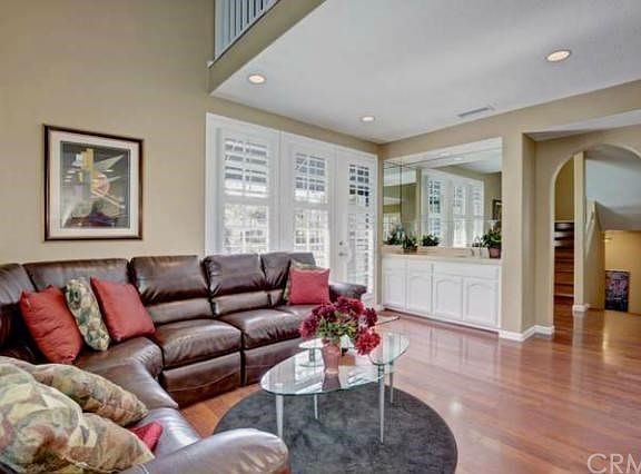 Family room with wetbar