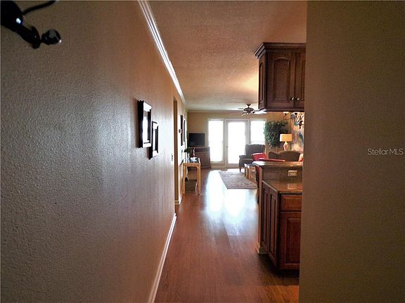 5th image of 4410 Warren Ave APT 218