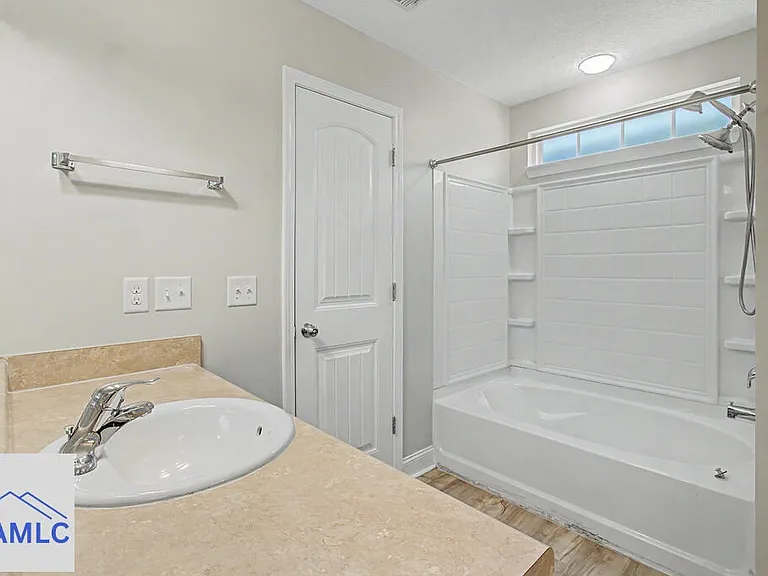 624 Amhearst Row — Photo 31