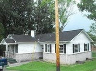 110 Townsend Rd, Oak Ridge, TN 37830