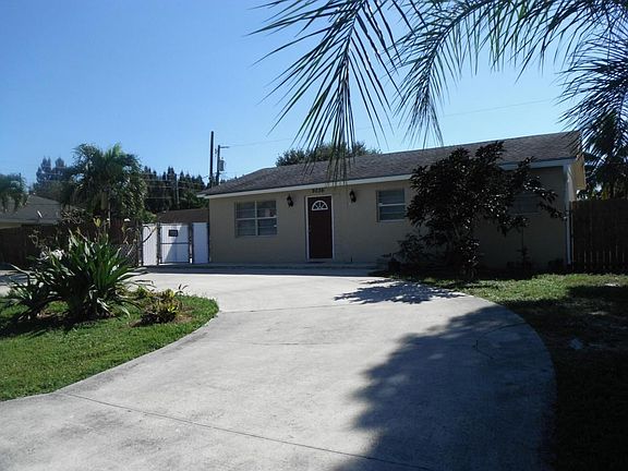 9036 Fountain Rd 100