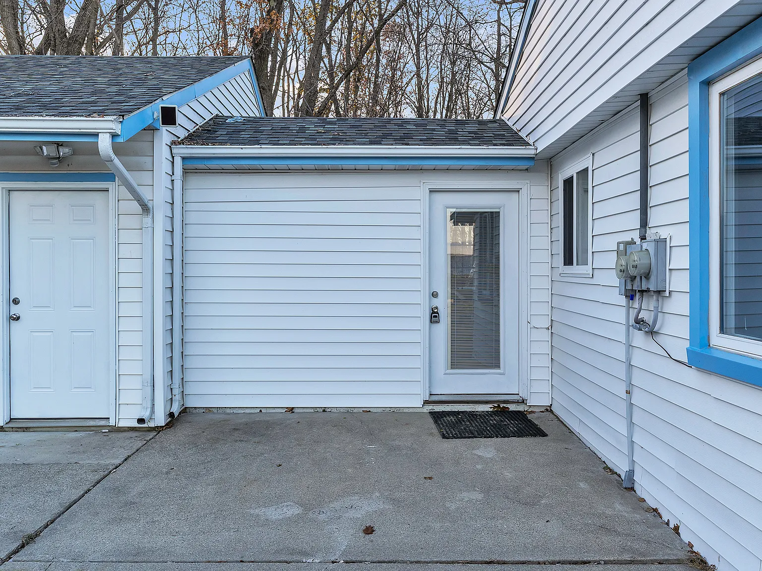 4 bed, 2113 sqft, $2,600 — Photo 4
