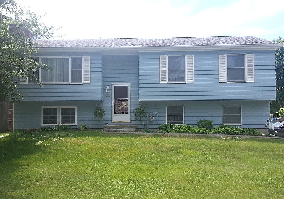 1st image of 32 Steele St