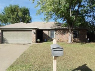 7008 Hanging Cliff Pl, Fort Worth, TX 76182