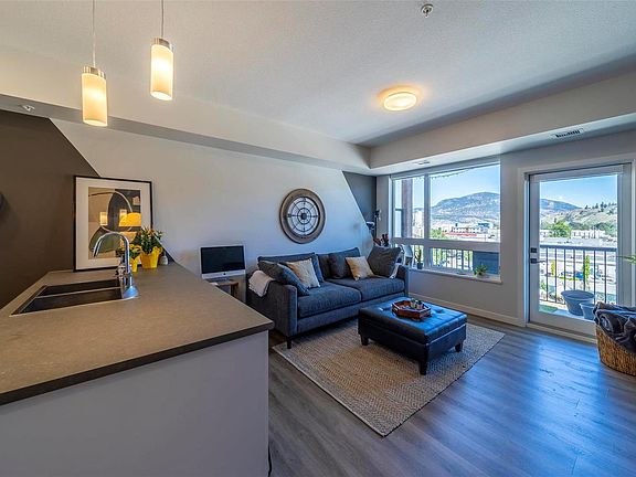 4th image of 1215 Saint Paul St #504
