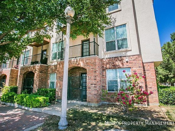 5th image of 2101 Main St Unit 1