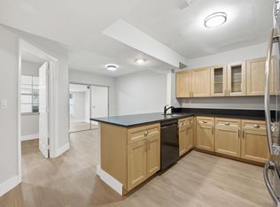 7318 NW 75th St, Tamarac, FL 33321