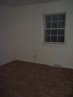 5th image of 1419 Dandridge St #B