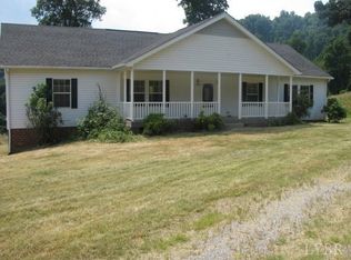 1428 Grassy Mountain Ln, Forest, VA 24551