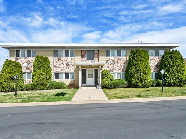 2364 Chateau Dr #C-101, Roy, UT 84067
