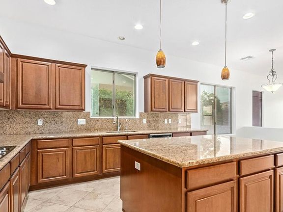 5th image of 3612 E Prescott Pl
