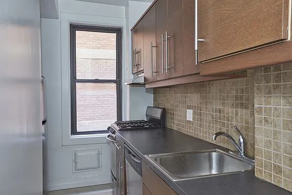 Rented by Brown Harris Stevens | media 12