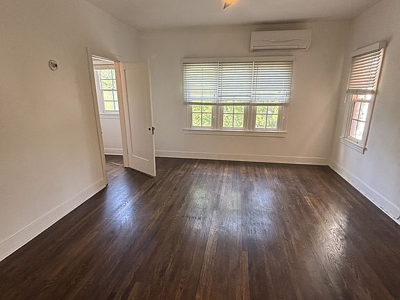 2nd image of 762 N Van Ness Ave