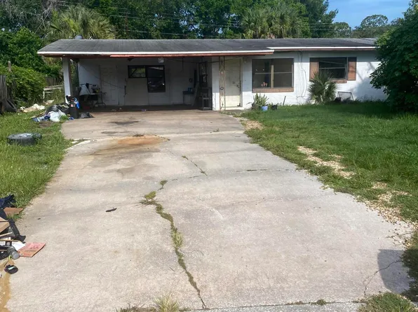 610 East Ct, Titusville, FL 32796